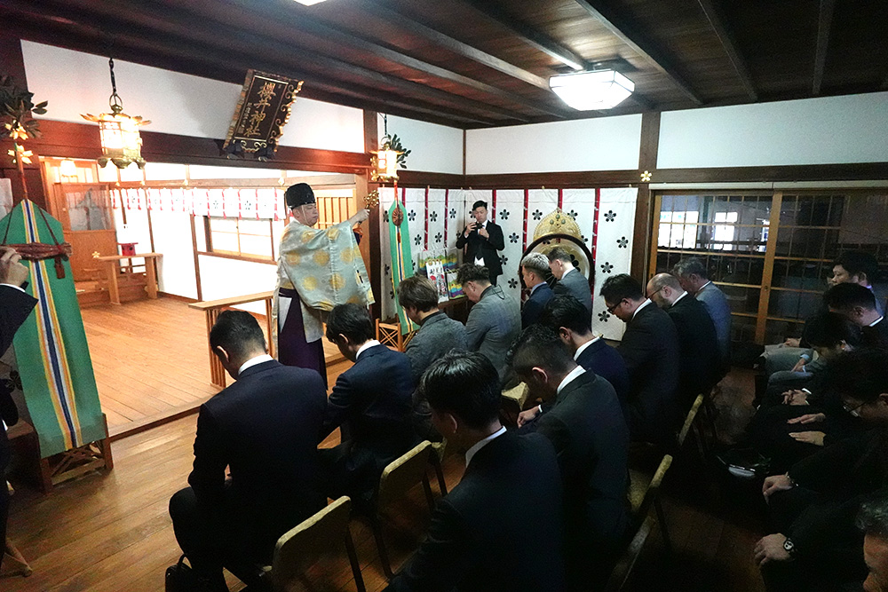 櫻井神社・近藤宮司よりご祈祷を受けた